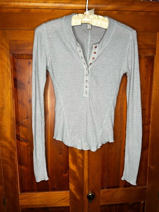 Intimately By Free People Tops - Intimately by Free People One of the Girls Long Sleeve Gray Waffle Knit Henley